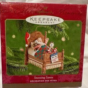 Hallmark Keepsake‎ NWT Snoozing Santa Ornament 2001 Christmas Ornament